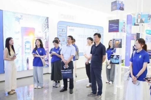 浙财大财税学院实践团赴杭、甬探AI驱动乡村振兴与产业制造数智共融